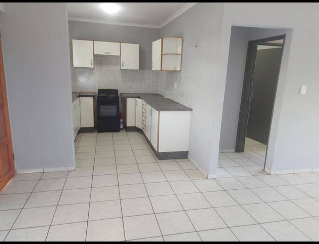 3 BEDROOM APARTMENT FOR SALE IN RICHARDS BAY CENTRAL